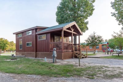 Exterior 3