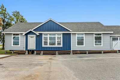 Exterior 4