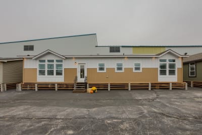 Exterior 1