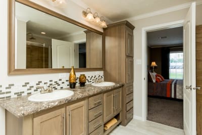 master bathroom 2