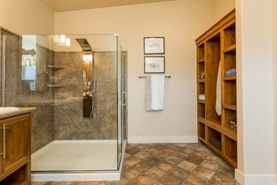 Champion Homes, Weiser, Idaho, Radiant Spa Bath