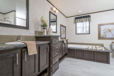 CDC 2860 master bathroom