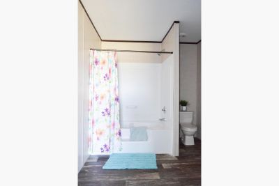 master bath 3