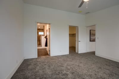 Central Great Plains 964 master bedroom
