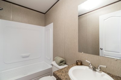 Redman 2856A bathroom
