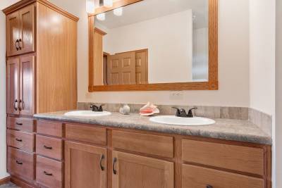 Skyline Homes Bathroom