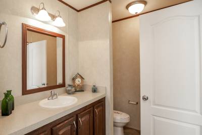 Northwood F26803 master bath