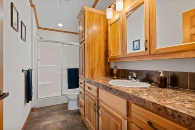 Skyline Homes Bathroom