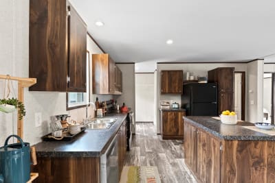 Champion Homes 4 bedroom manufactured home - Prime 3272H