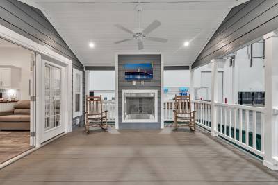 Exterior Porch 1