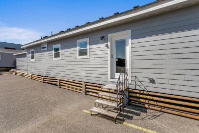 Exterior 9