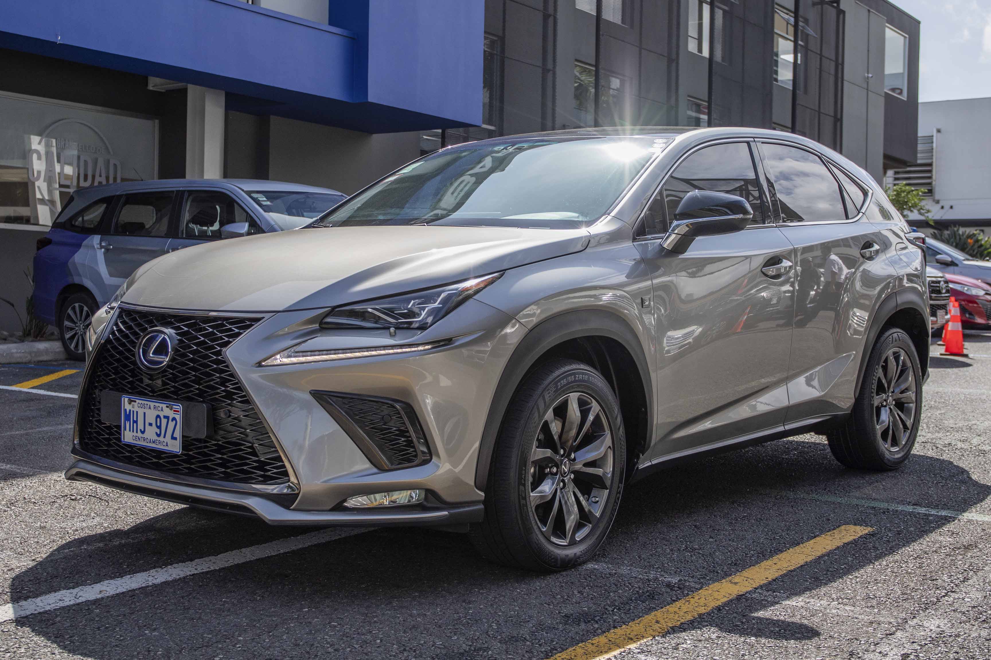 NX HV F SPORT - PANORAMIC ROOF