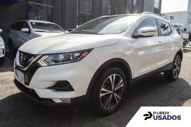 Qashqai  Lux 6TA 2.0L CVT 4x2 5 pasj