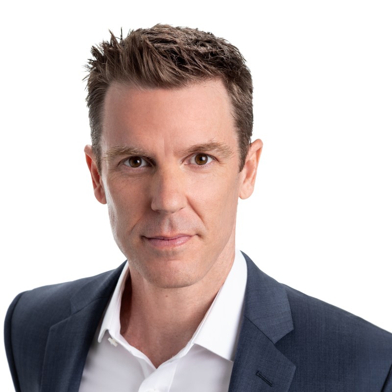 Agent James Lee Wall New York Real Estate Douglas Elliman