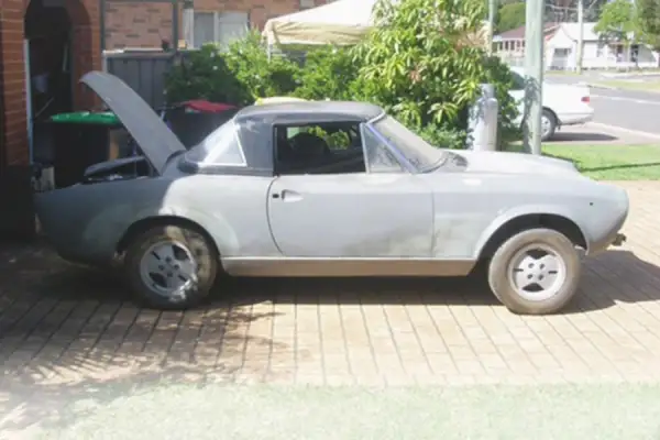 Fiat 124 Spider before restoration