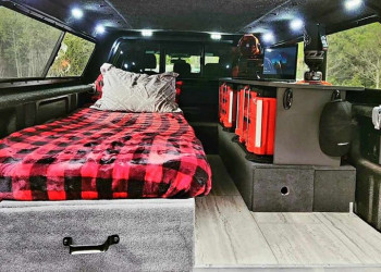 Truck bed camping pickup 04.jpg