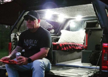 Truck bed camping pickup 03.jpg
