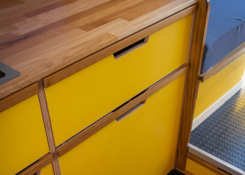 Renault Master L1H1 kitchen storage @demausandmarsden 02.jpg