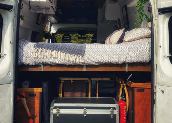 Garage and fixed bed.jpg