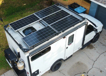 Ford E-350 1000 watts solar panels roof drone vent box truck.jpg
