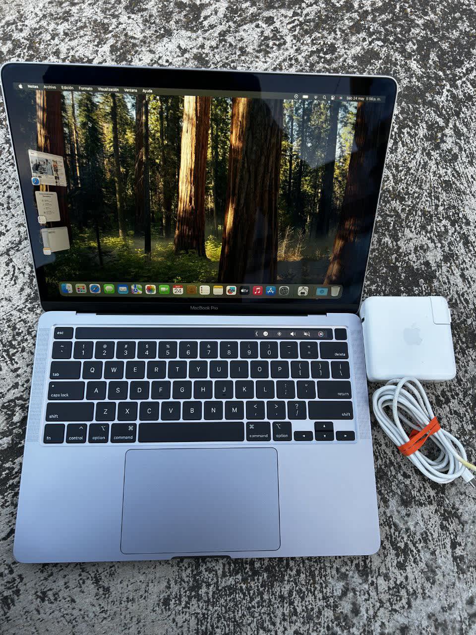 Apple MacBook Pro - Core I7 10ma Generacion - 512 GB SSD - 16 GB - Chokhma Tech Riobamba