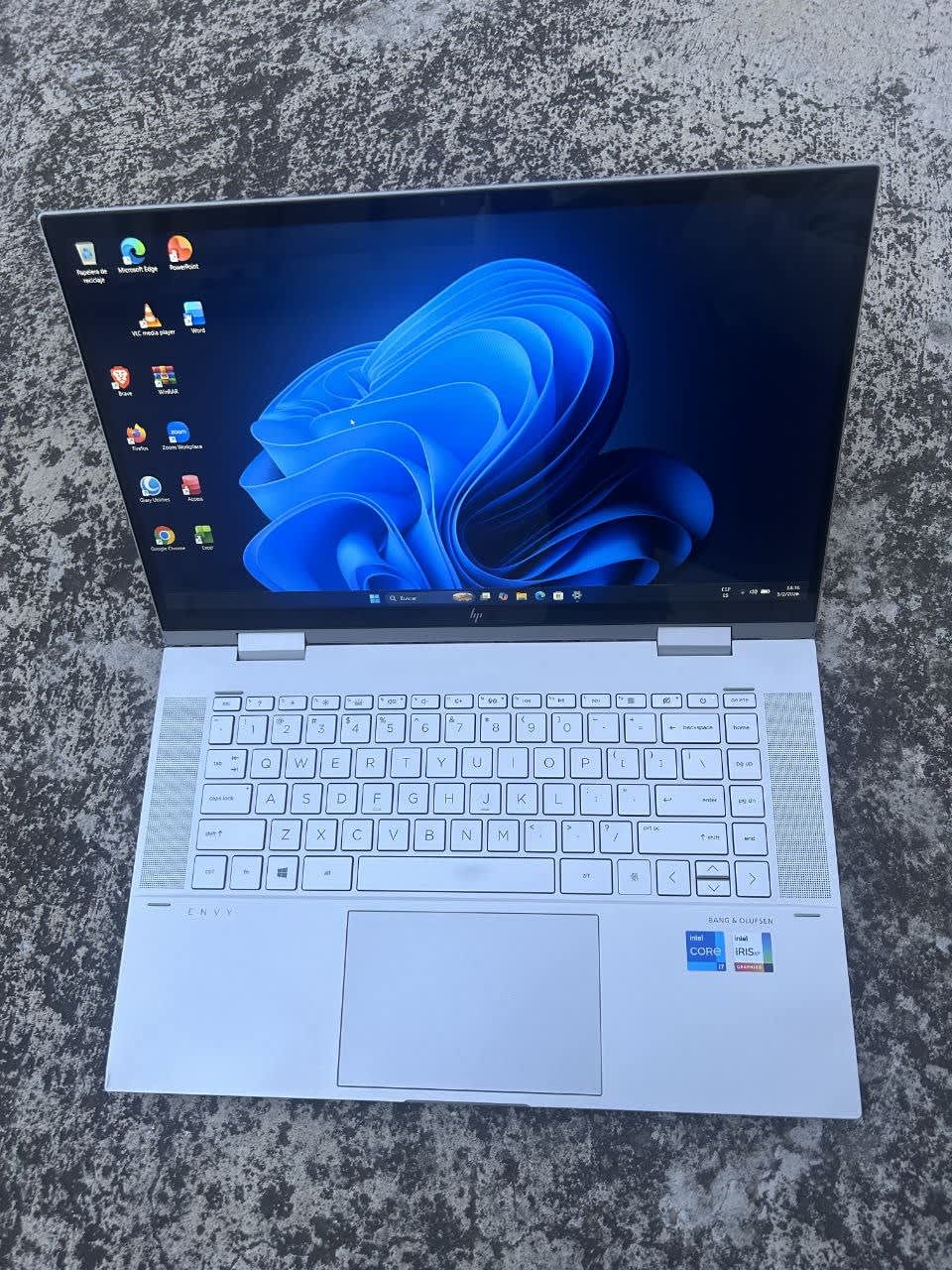 HP Envy x360 - Intel Core i7 11va Gen - 256 GB - 16 GB - Chokhma Tech Riobamba