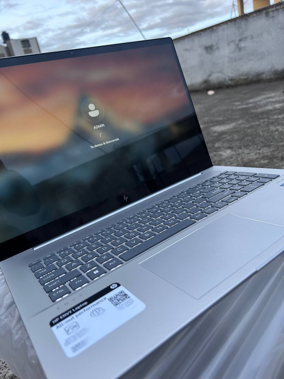 HP Envy 17 - Core i7 13th Gen - 512GB - 16GB - Chokhma Tech Riobamba