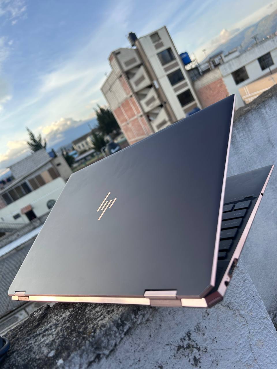 HP Spectre x360 - Core i7 - 512GB - 16GB - Chokhma Tech Riobamba