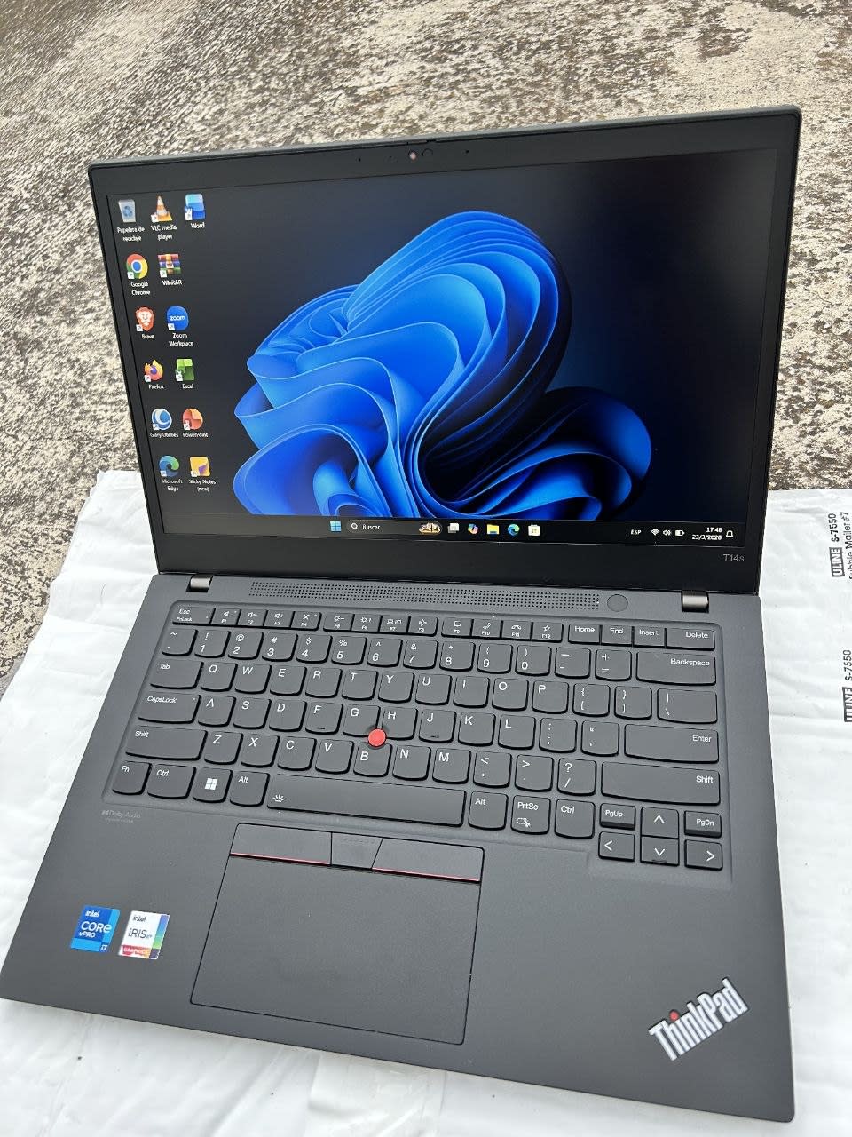 Lenovo Thinkpad - Core i7 11va Generación - 256 GB - 32 GB - Chokhma Tech Riobamba