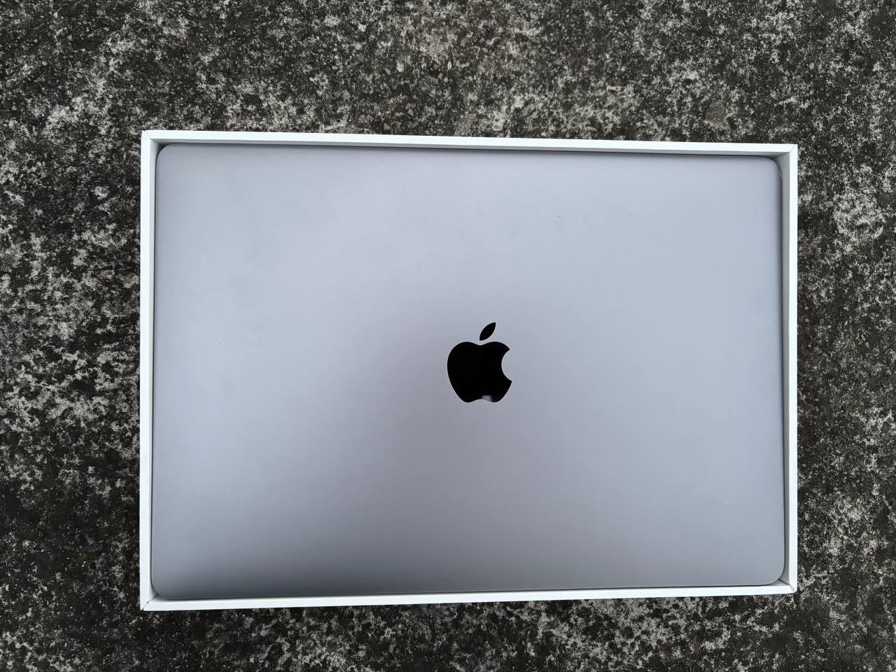 MacBook Pro 2020 Core i5 - 512 GB - 16 GB - Chokhma Tech Riobamba