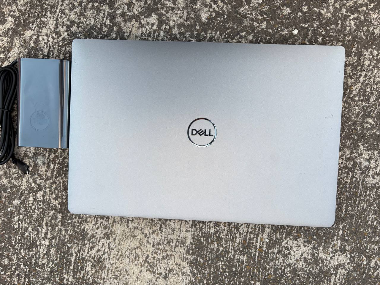 Dell Laptop - Intel Core i7 12th Gen - 512 GB - 16 GB - Laptop empresarial en Riobamba Ecuador