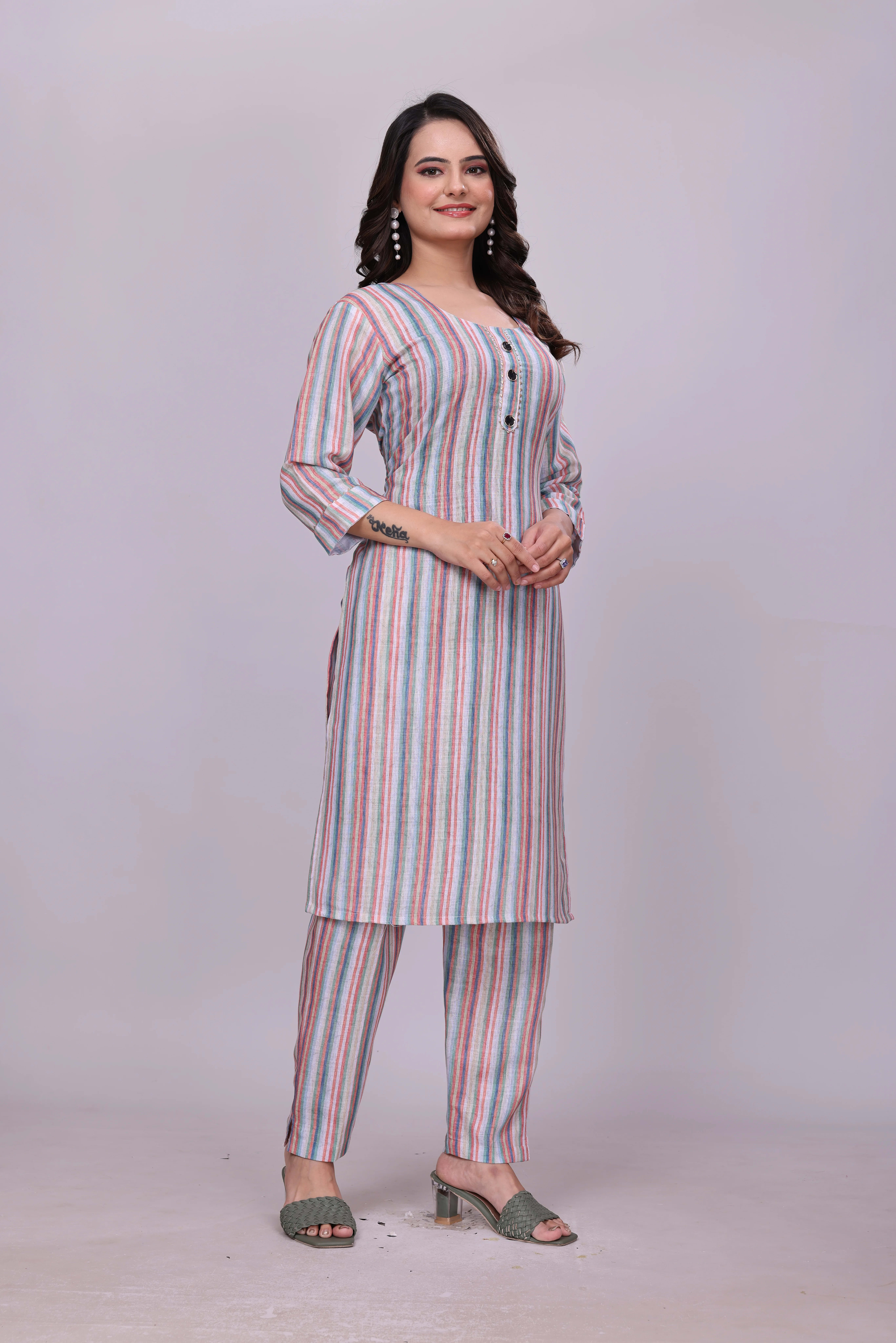 Premium Linen Striped Co-ord Set with Square Neck Kurti & Pocket Pant thumbnail 4