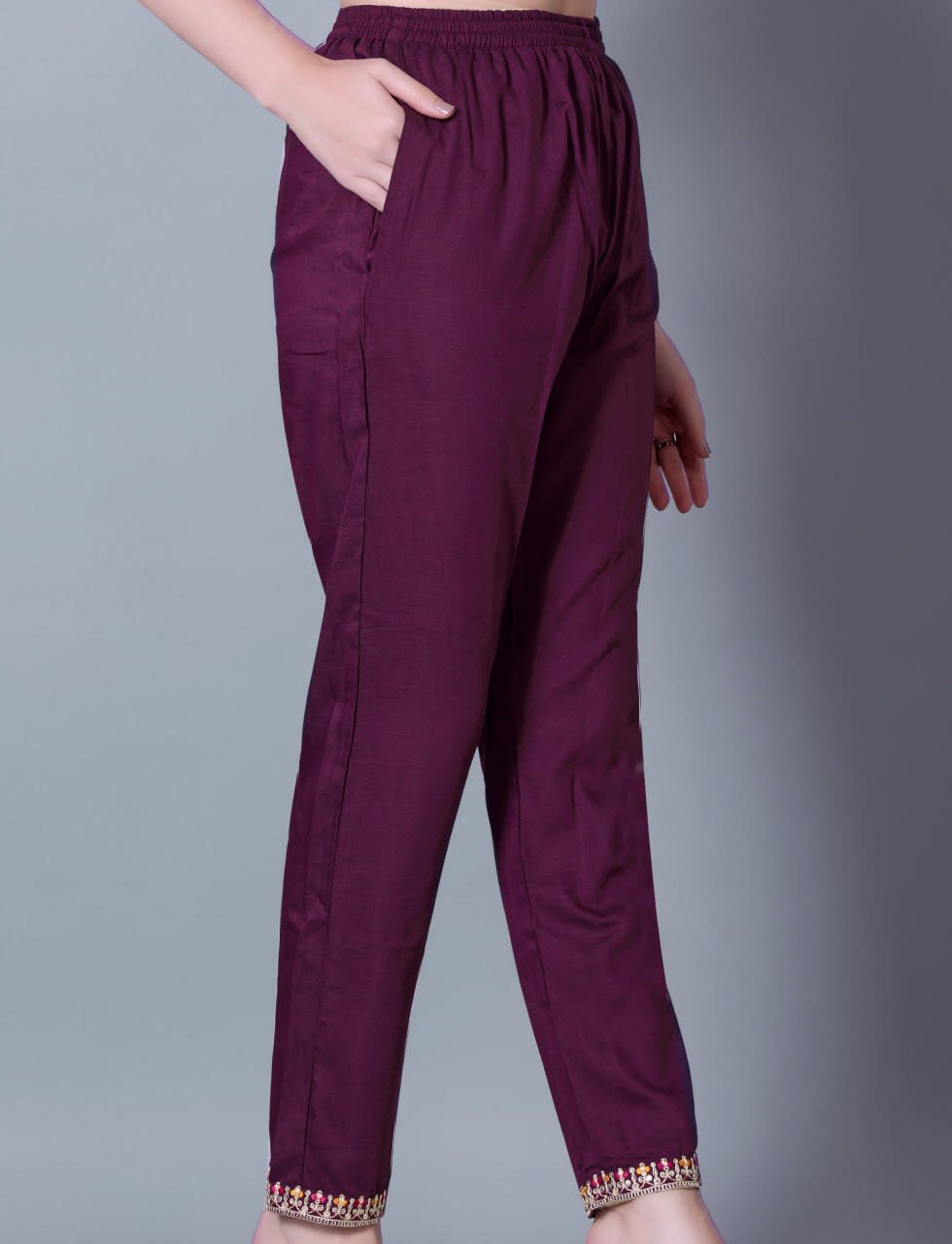 Embroidered Wine Maroon Silk Blend 3-Piece Kurta Pant Set with Jacquard Dupatta thumbnail 5