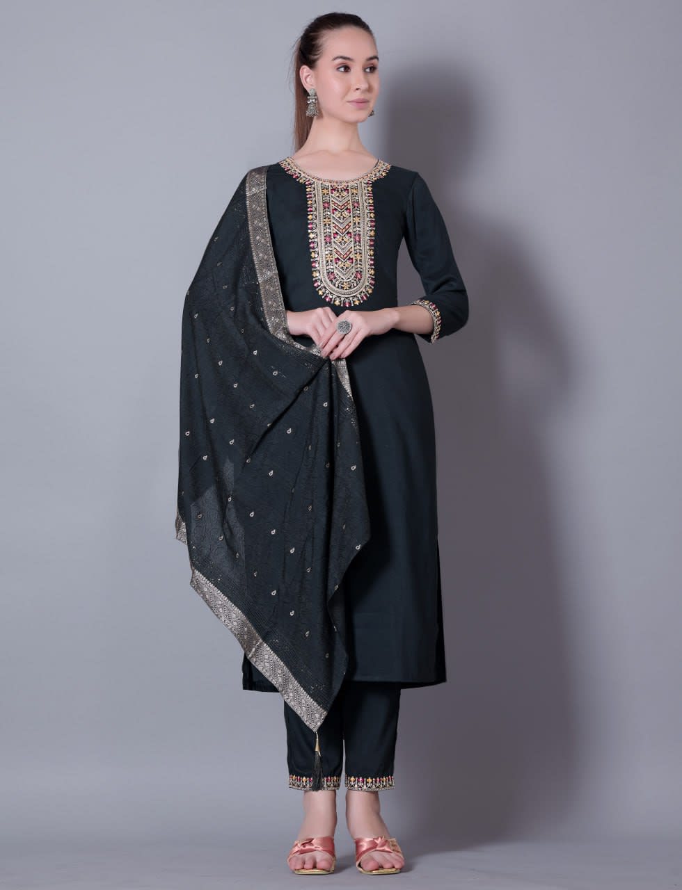 Embroidered Black Silk Blend 3-Piece Kurta Pant Set with Jacquard Dupatta thumbnail 1