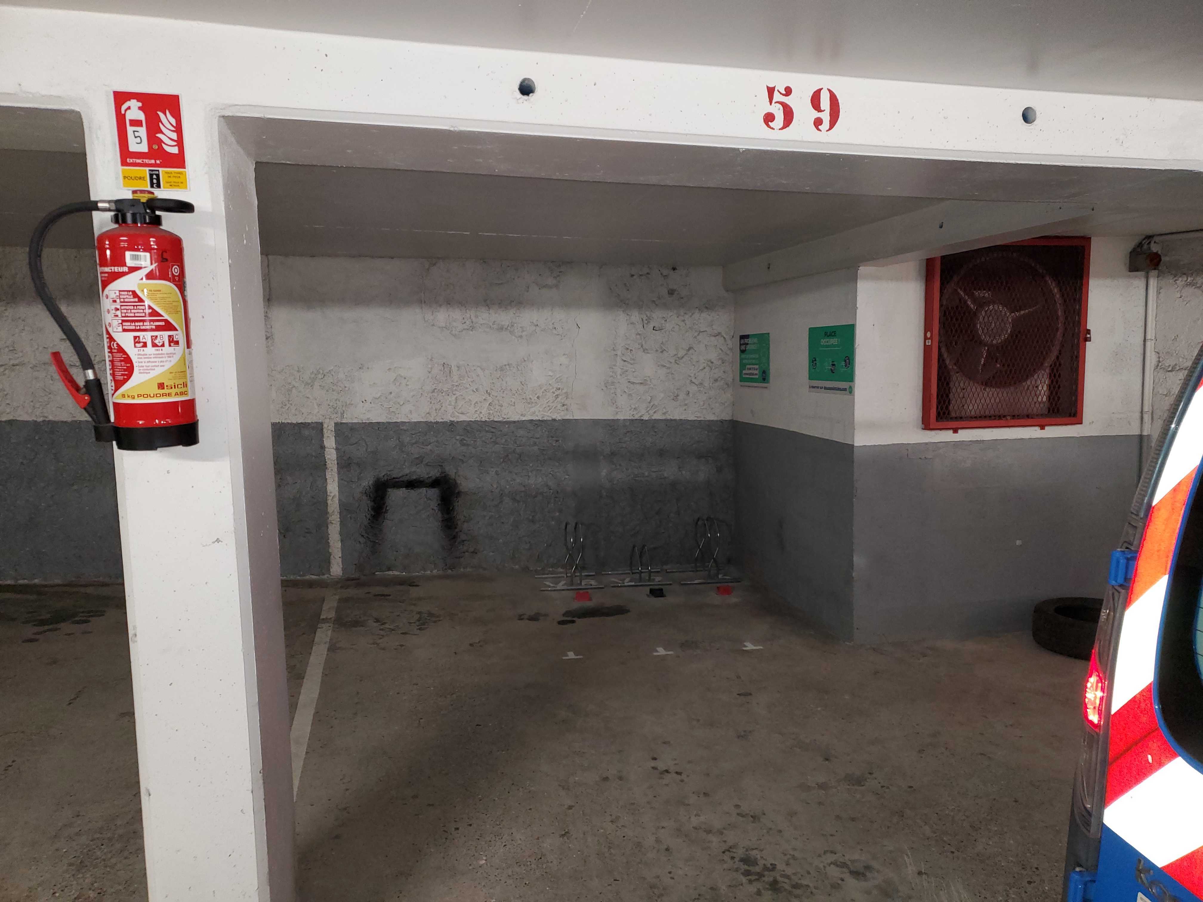 Photo du Parking 12.5 - Loiret 3 numéro 2