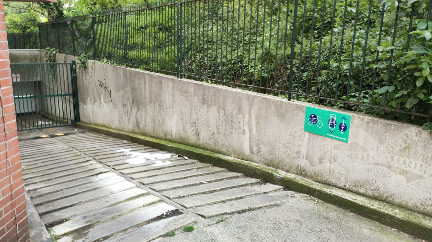 Photo du Parking 12.5 - Orteaux 70 numéro 1