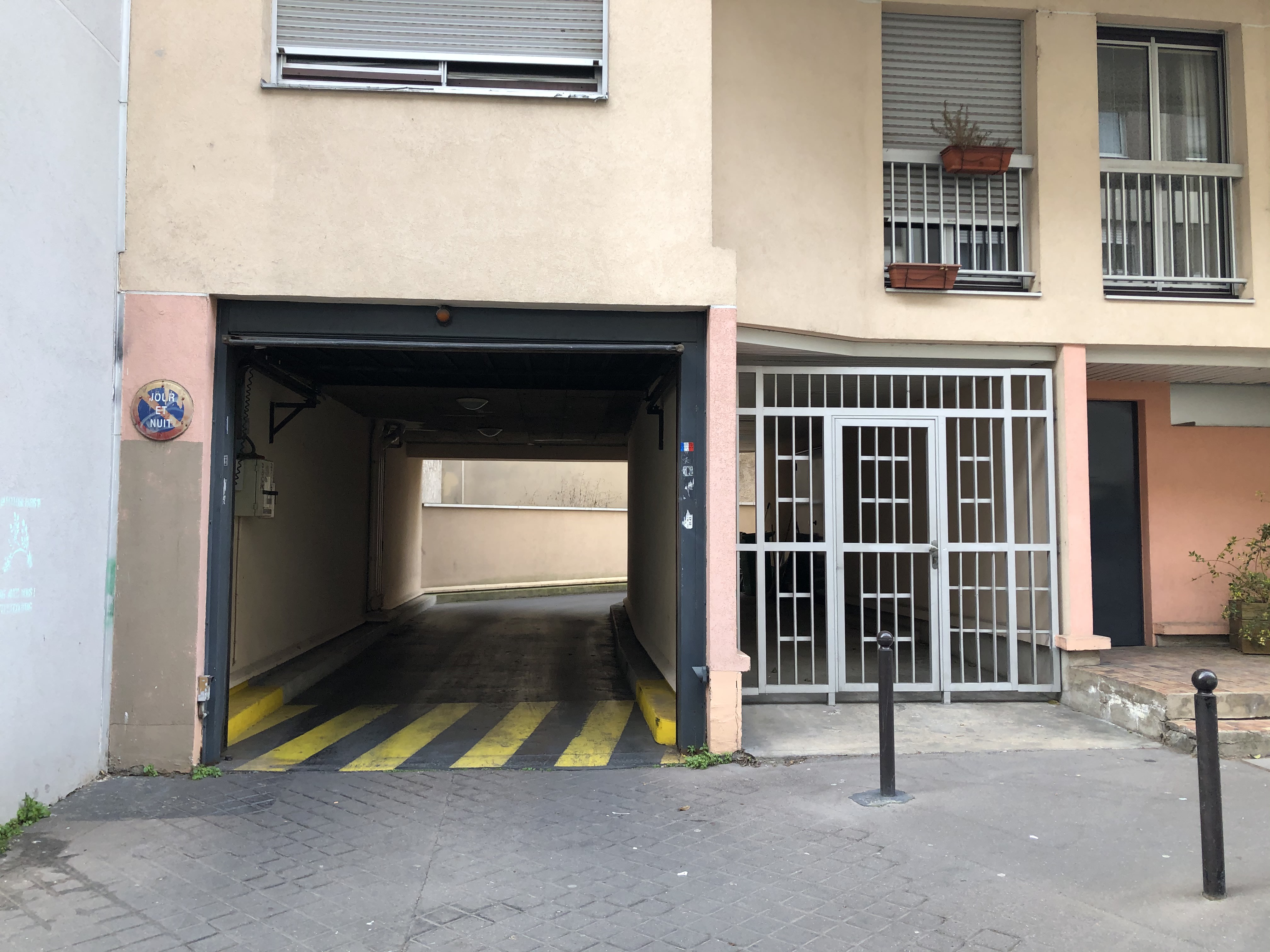 Photo du Parking 12.5 - Carrière-Mainguet 6 numéro 1