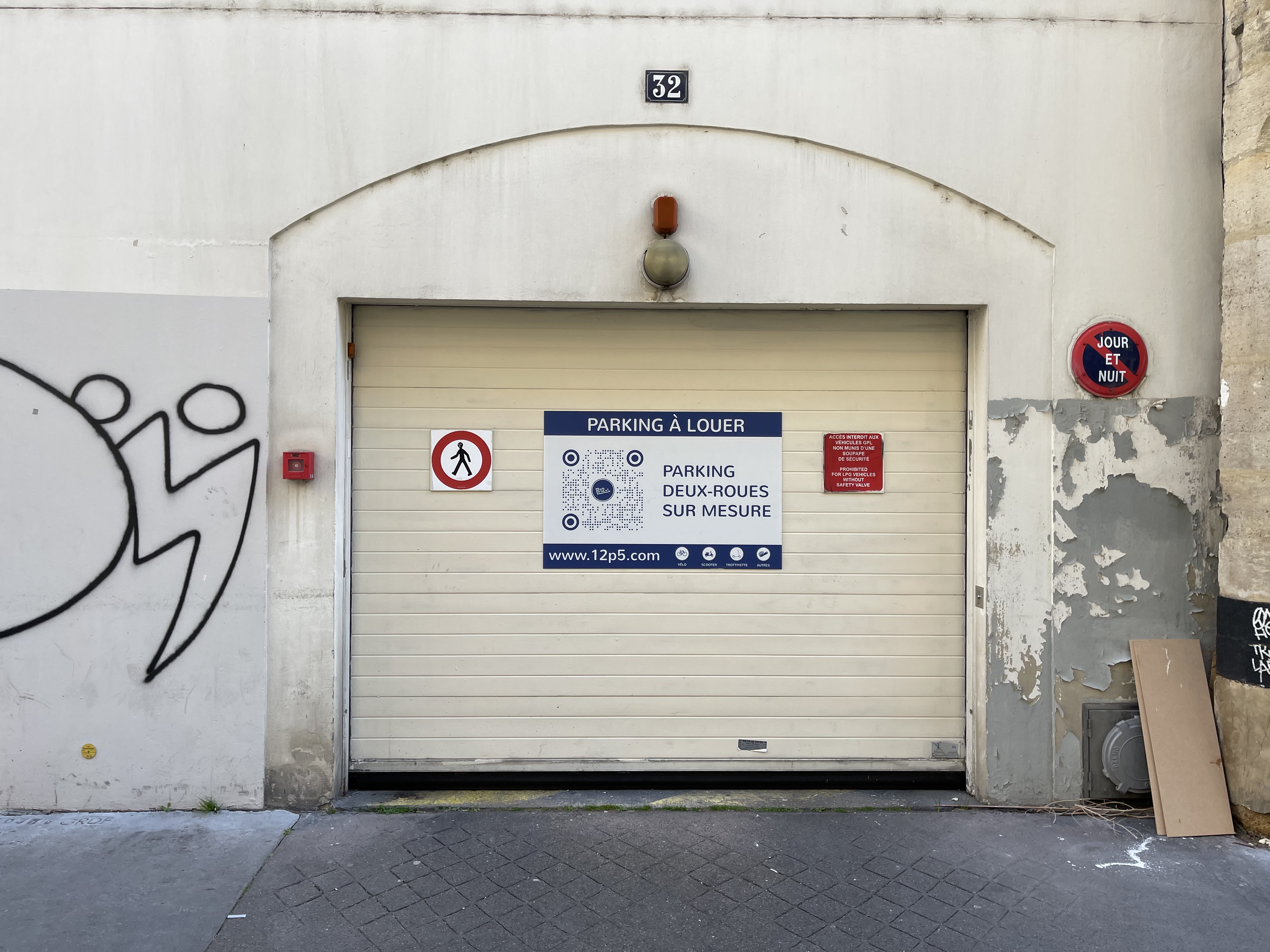 Photo du Parking 12.5 - Saint-Germain l'Auxerrois 32 numéro 1