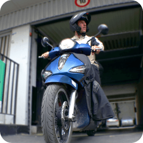 Image d'un scooter.