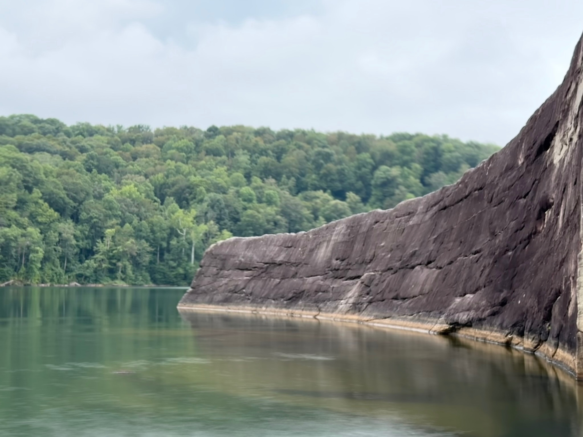 Curved Rock at Summersville