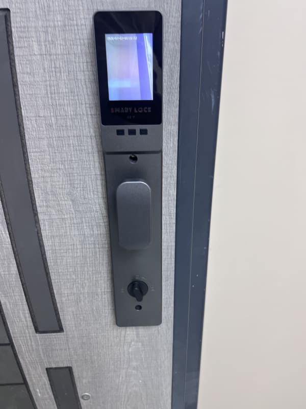 تركيب القفل الذكي