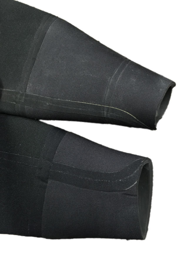 UDSKIFTNING AF ARMMANCHETTER NEOPREN INKL. MANCHET