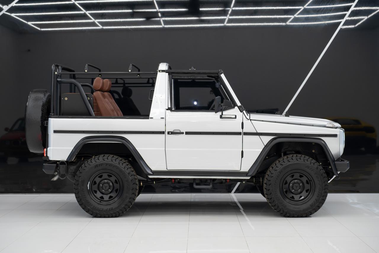 1992 Mercedes-Benz 250GD Wolf