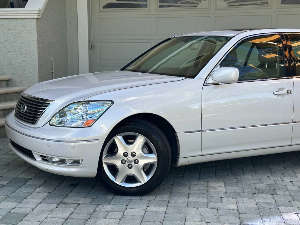 2004 Lexus LS Base 4dr Sedan