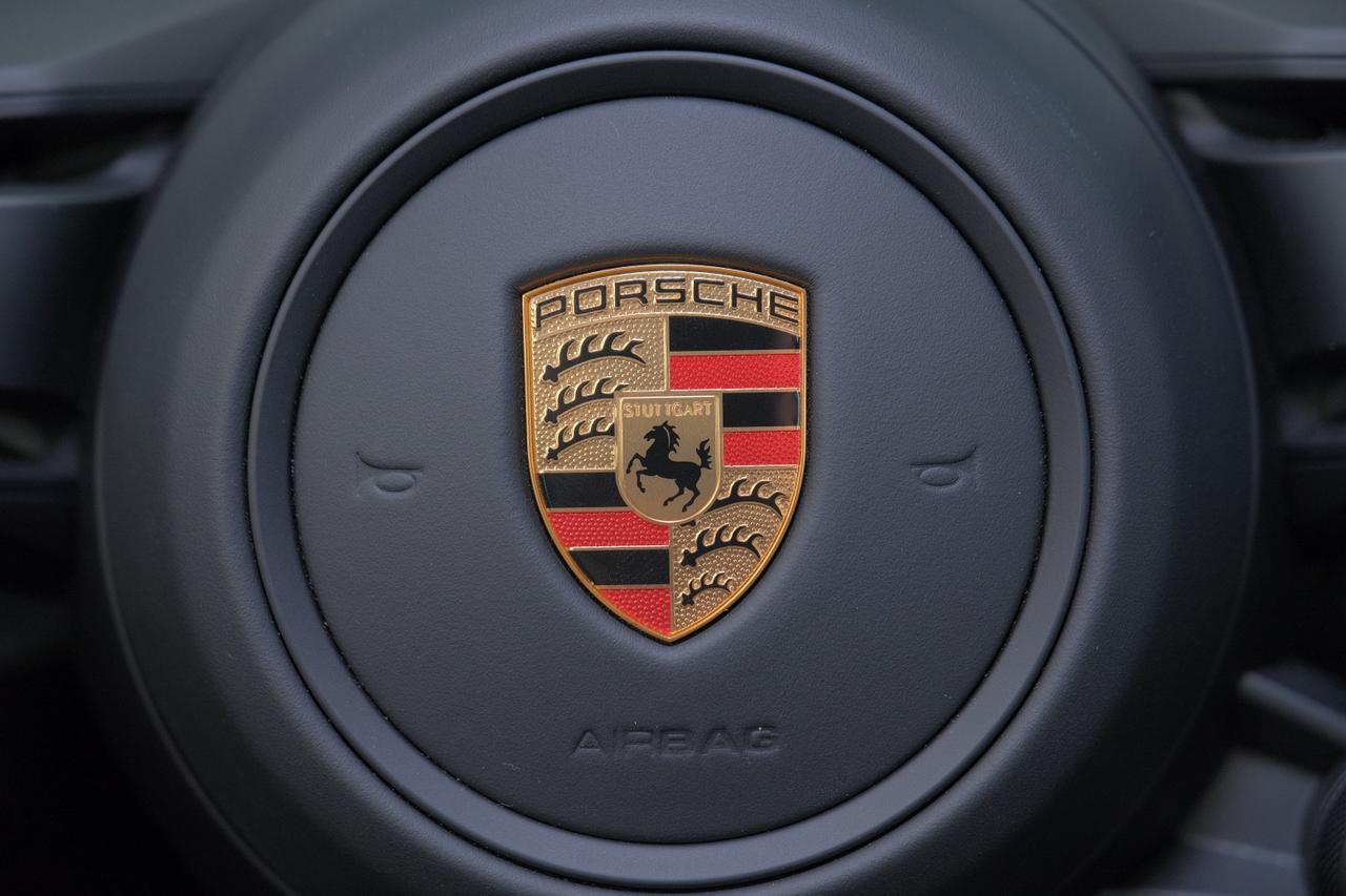 2022 Porsche 911 GT3 Touring PTS IRISH GREEN