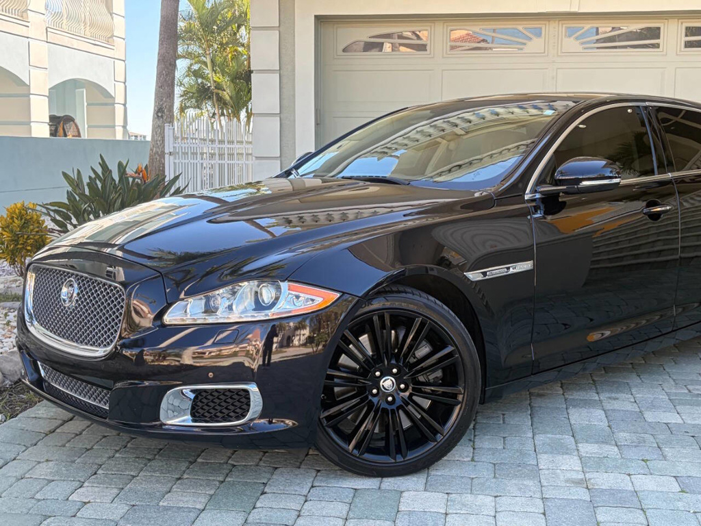 2013 Jaguar XJ L ULTIMATE - 66K MILES! - SUPERCHARGED - LOADED - REAR SCREENS