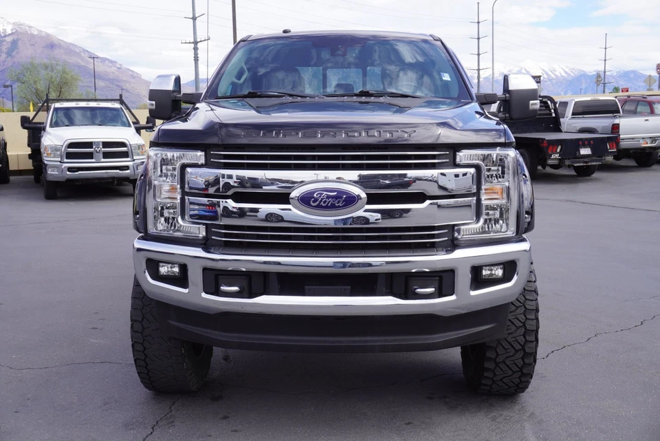 2018 Ford SUPER DUTY F-350 LARIAT