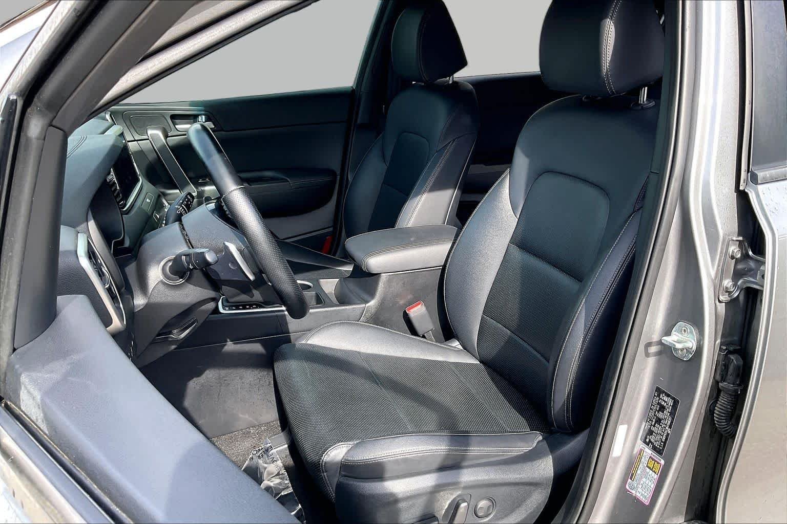 Pre-Owned 2022 Kia Sportage Nightfall — photo 1 of 30
