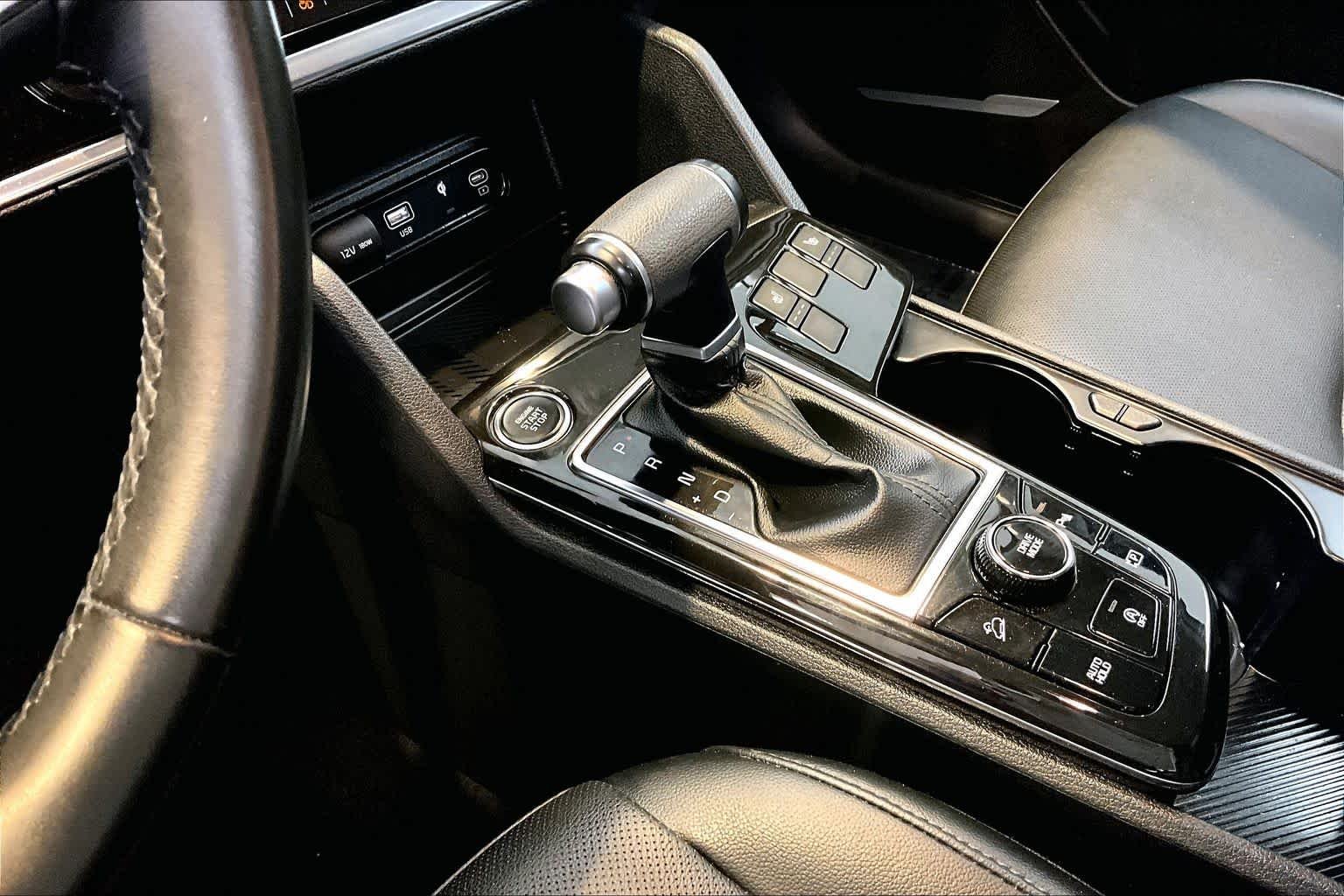 Pre-Owned 2023 Kia Sportage EX — photo 1 of 29