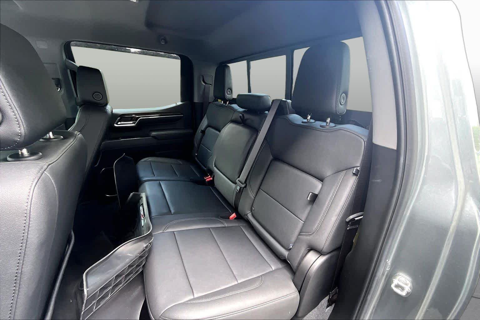 Pre-Owned 2023 Chevrolet Silverado 1500 RST